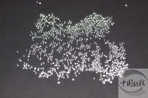 应县金属表面处理厂喷砂玻璃微珠清理